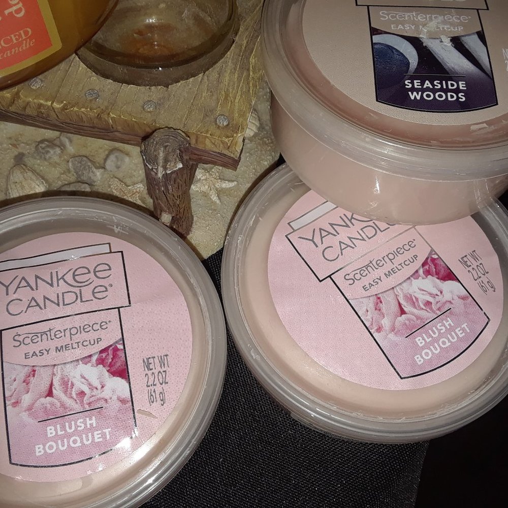 Yankee candle  Scenterpiece Wax melts  Blush Bouquet. Set of 2